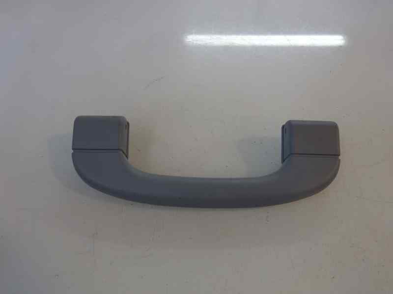 MANETA INTERIOR DELANTERA DERECHA BMW SERIE 1 2.0 118D MT 143CV