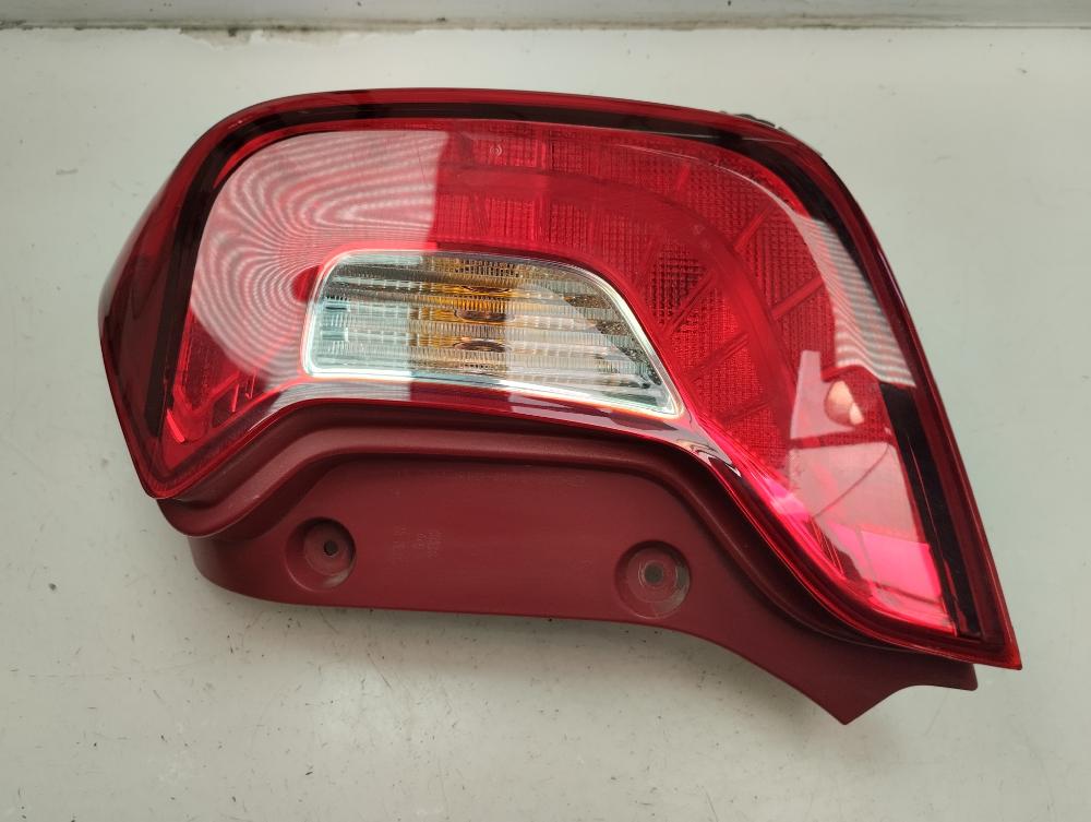 PILOTO TRASERO DERECHO KIA PICANTO 1.0 MT 67CV | 49KW
