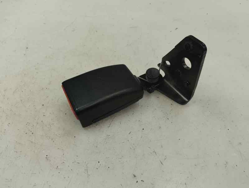 ANCLAJE CINTURON TRASERO IZQUIERDO PEUGEOT 2008 1.6 MT 120CV | 88KW