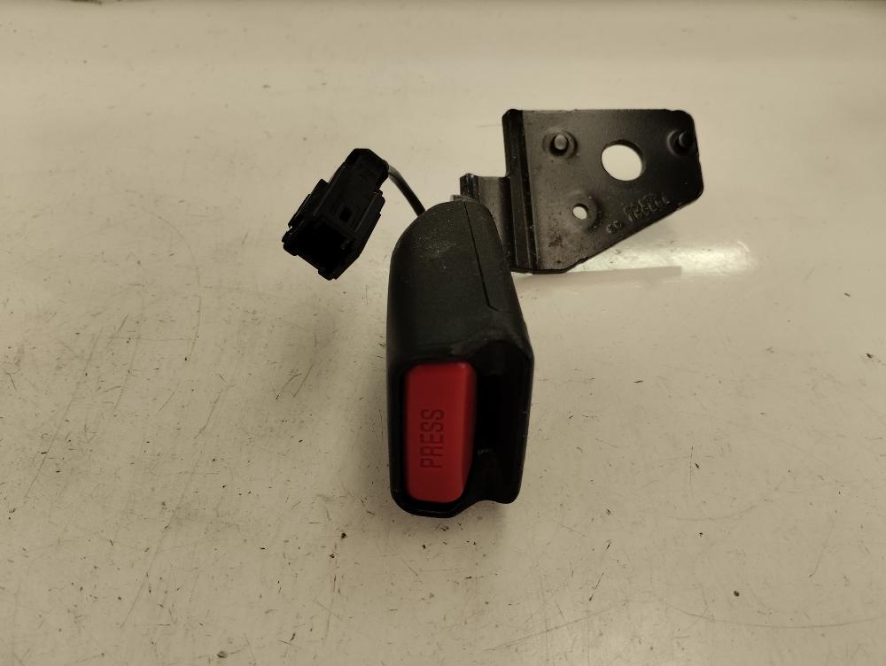 ANCLAJE CINTURON TRASERO IZQUIERDO CITROEN C4 2011 1.6 90CV HDI FAP