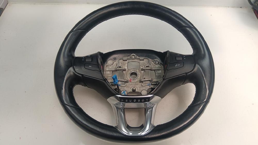VOLANTE PEUGEOT 208 1.2 MT 110CV | 81KW