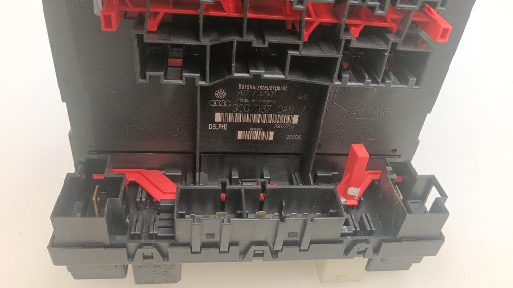 CAJA RELES FUSIBLES VOLKSWAGEN PASSAT 2.0 TDI DSG 140CV | 103KW