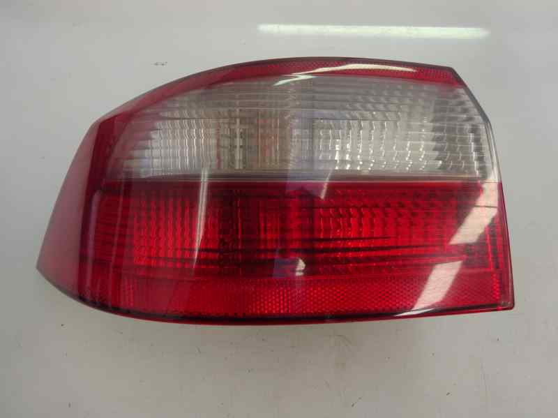 PILOTO TRASERO IZQUIERDO RENAULT LAGUNA 2003 1.9 DCI MT 120CV | 88KW