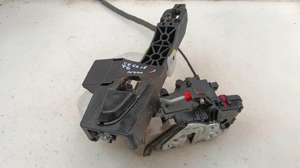 CERRADURA PUERTA TRASERA DERECHA KIA CEED 1.6 CRDI DCT 136CV