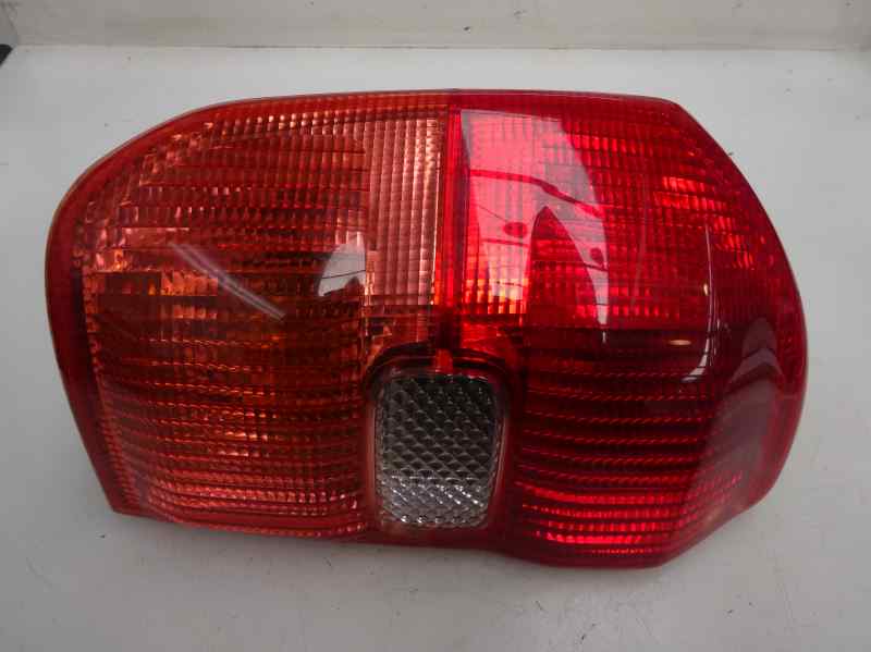 PILOTO TRASERO IZQUIERDO TOYOTA RAV4 1.8 MT 4WD 125CV | 92KW