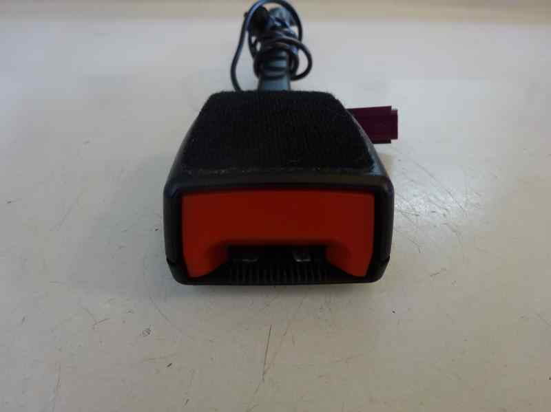 ANCLAJE CINTURON DELANTERO IZQUIERDO FORD FOCUS 1.0 ECOBOOST MT 100CV