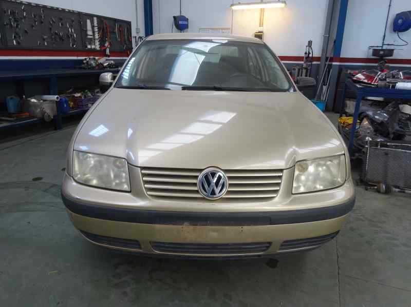 VOLKSWAGEN BORA 1998 1.6 16V MT 105CV | 77KW