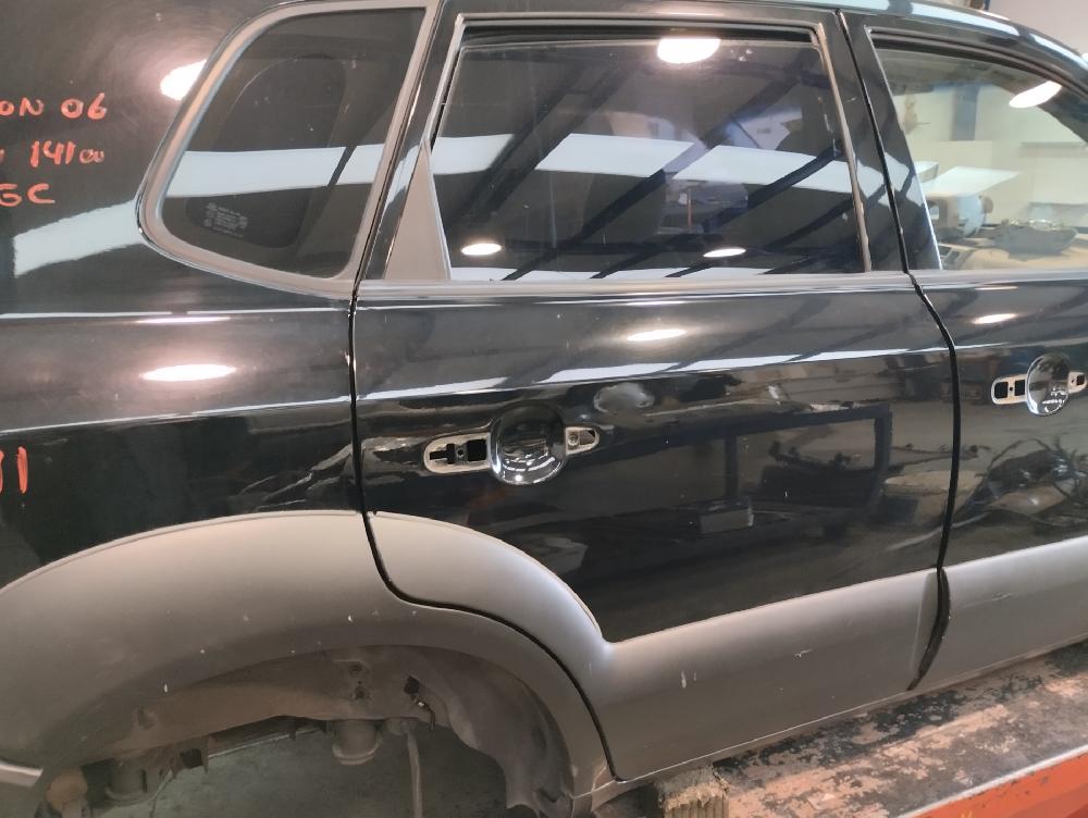 PUERTA TRASERA DERECHA HYUNDAI TUCSON 2.0 CRDI MT 2WD 140CV | 103KW