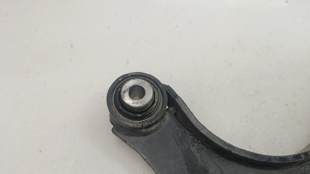 BRAZO SUSPENSION SUPERIOR TRASERO DERECHO VOLKSWAGEN JETTA 1.6 TDI MT 105CV