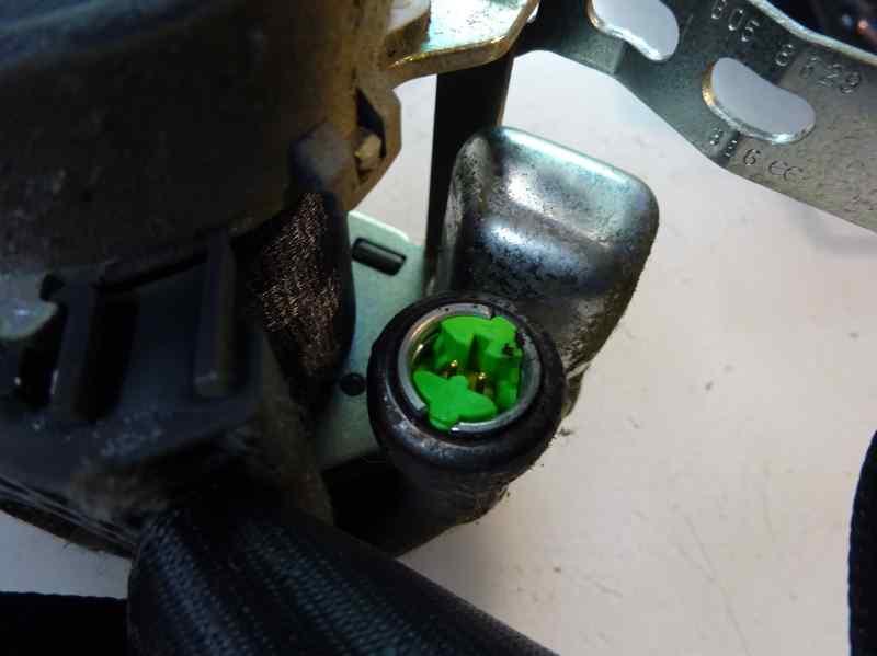 CINTURON SEGURIDAD DELANTERO IZQUIERDO SEAT CORDOBA 1.4 MT 85CV