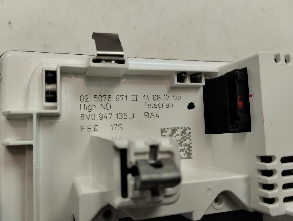 LUZ INTERIOR AUDI A3 1.5 MT 150CV | 110KW