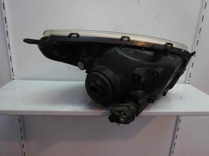 FARO IZQUIERDO TOYOTA RAV4 2.0 MT 4WD 116CV | 85KW