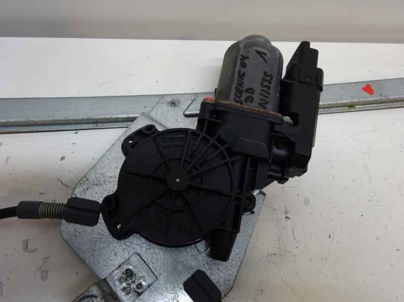 ELEVALUNAS DELANTERO DERECHO RENAULT SCENIC 1.9 DCI MT 120CV