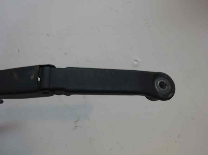 BRAZO LIMPIA DELANTERO DERECHO MITSUBISHI MONTERO 3.2 DI-D MT 165CV