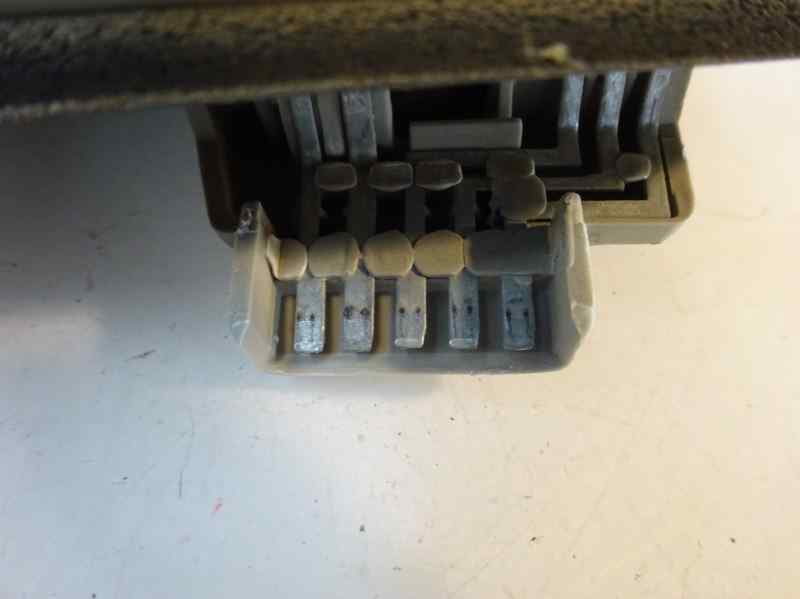 PILOTO TRASERO DERECHO FORD FIESTA 1992 1.1 MT 49CV | 36KW