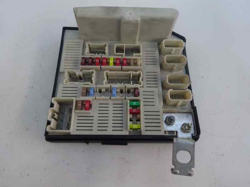 CAJA RELES FUSIBLES RENAULT MEGANE 2006 1.6 MT 90CV | 66KW