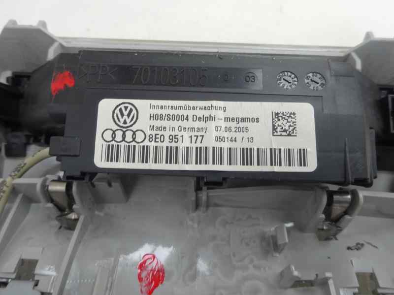 LUZ INTERIOR AUDI A4 2.0 TDI MT 140CV | 103KW