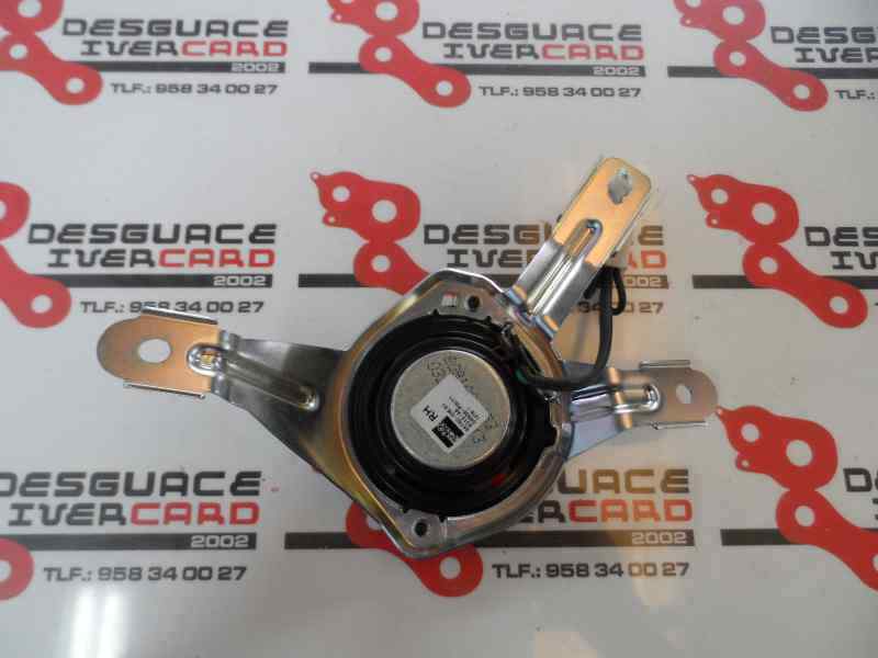 ALTAVOZ LEXUS IS 2.2 220D MT 177CV