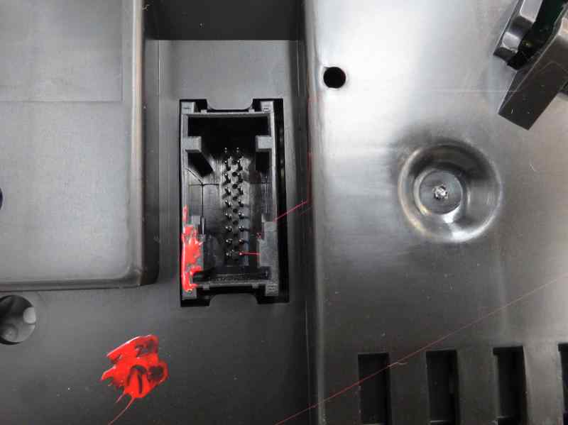 CUADRO INSTRUMENTOS BMW SERIE 1 2.0 MT 122CV | 90KW