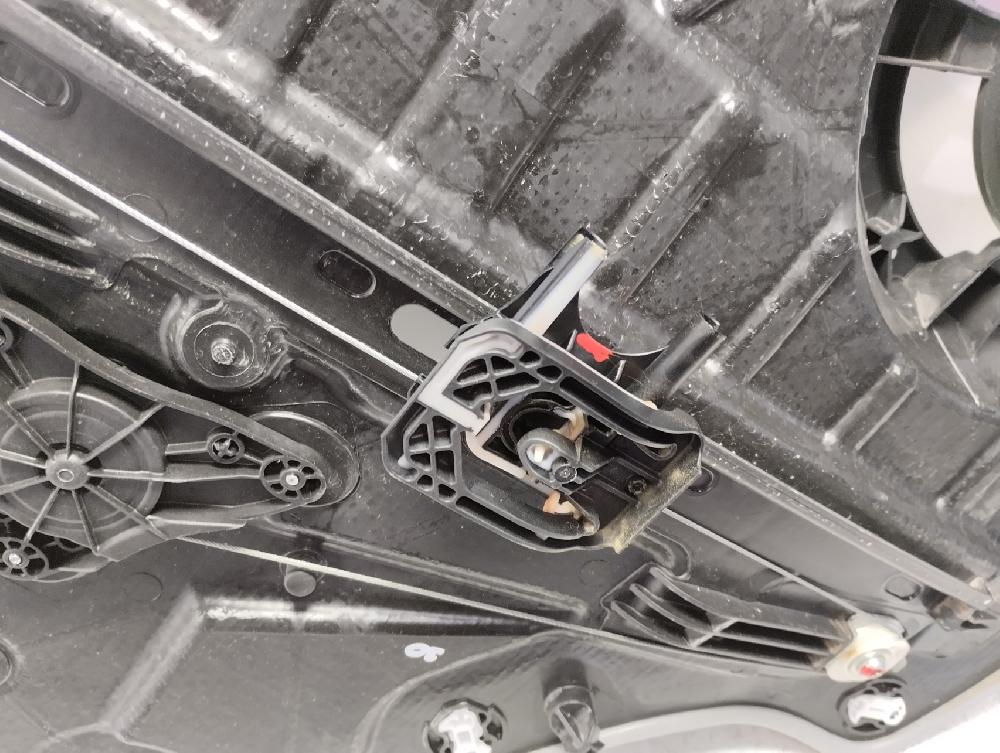ELEVALUNAS TRASERO DERECHO FORD FOCUS 2021 1.0 ECOBOOST MT 100CV | 74KW