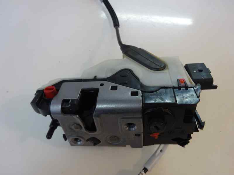 CERRADURA PUERTA TRASERA IZQUIERDA PEUGEOT 2008 1.2 VTI MT 82CV
