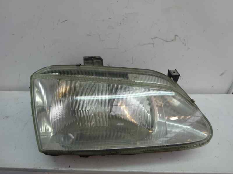 FARO DERECHO RENAULT MEGANE 1997 1.9 D MT 65CV