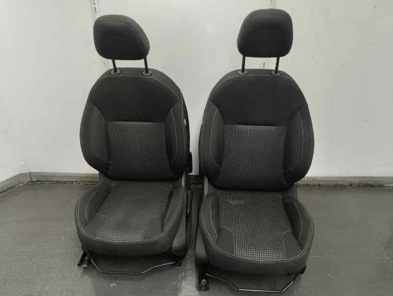 JUEGO ASIENTOS COMPLETO PEUGEOT 208 1.2 MT 110CV | 81KW