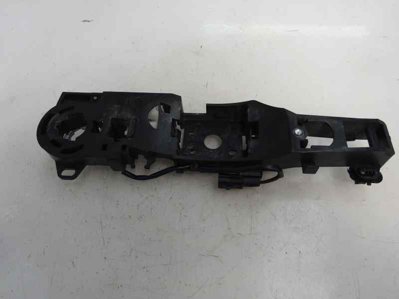 SOPORTE MANETA EXTERIOR DELANTERA IZQUIERDA RENAULT LAGUNA 2.0 DCI FAP MT 150CV