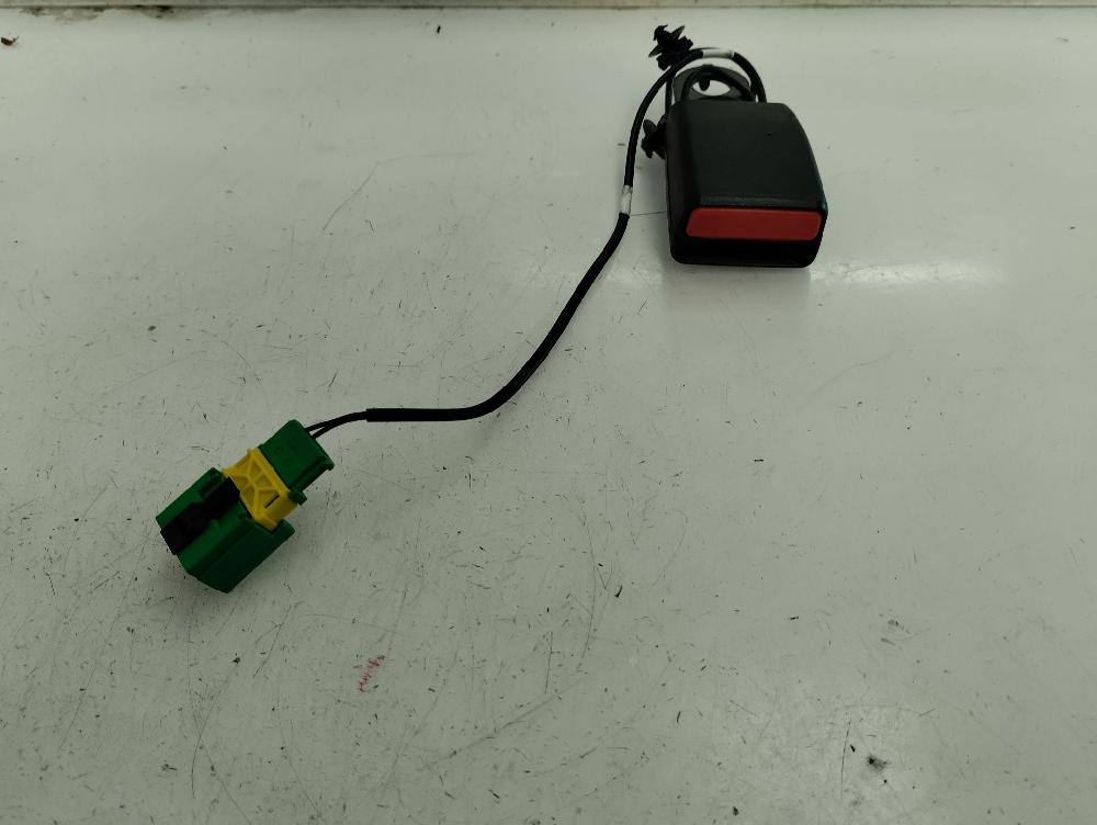 ANCLAJE CINTURON DELANTERO IZQUIERDO DACIA SANDERO 0.9 TCE LPG MT 90CV