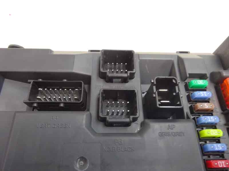 CAJA RELES FUSIBLES CITROEN C3 1.4 HDI AMT 68CV