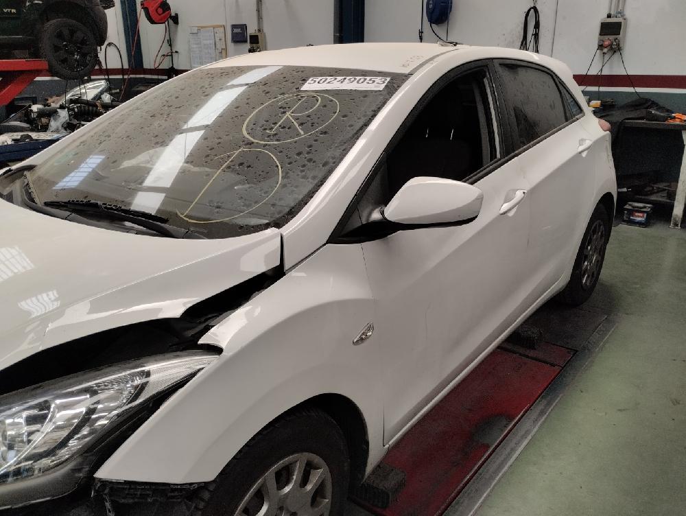 SISTEMA AUDIO RADIO CD HYUNDAI I30 1.4 MT 100CV | 73KW