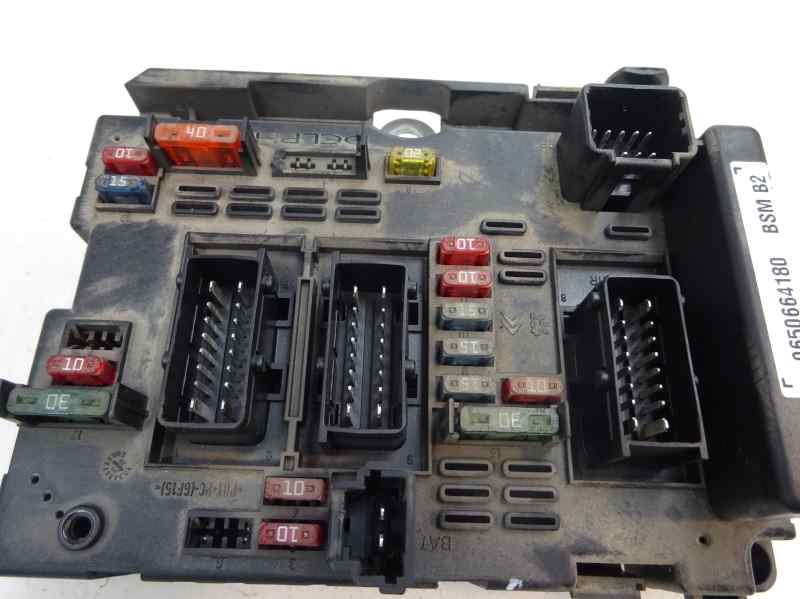 CAJA RELES FUSIBLES PEUGEOT 206 1.4 HDI MT 70CV