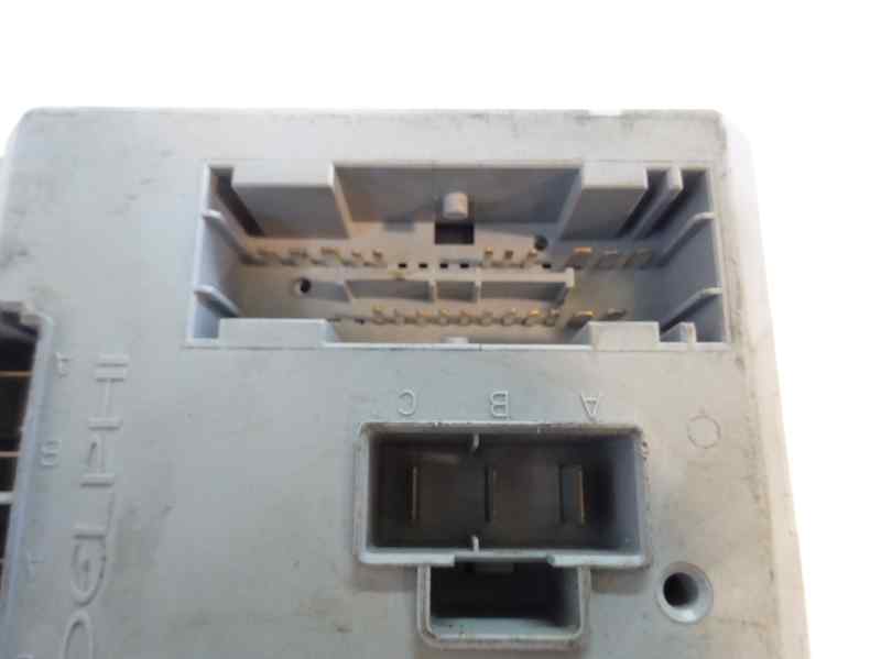 CAJA RELES FUSIBLES FIAT PUNTO 1.9 MT 60CV | 44KW