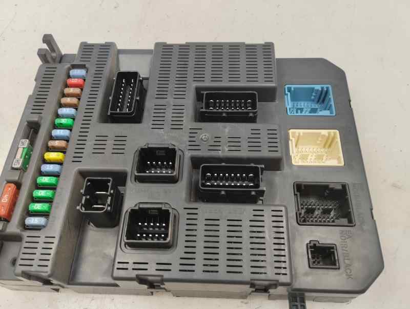 CAJA RELES FUSIBLES PEUGEOT 207 1.4 VTI MT 95CV