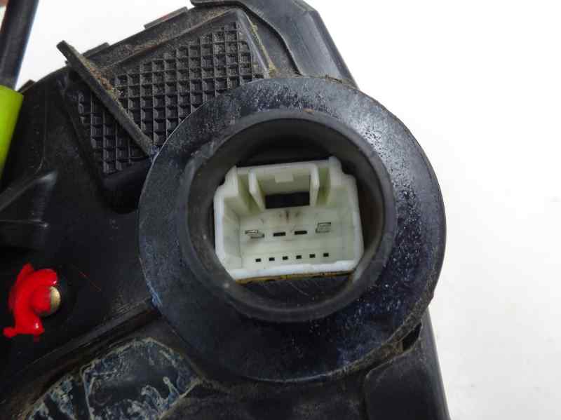 CERRADURA PUERTA DELANTERA DERECHA TOYOTA AVENSIS 2005 1.8 MT 129CV | 95KW