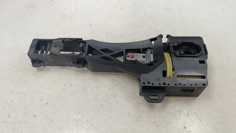 SOPORTE MANETA EXTERIOR DELANTERA IZQUIERDA RENAULT MEGANE 1.3 MT 140CV | 103KW