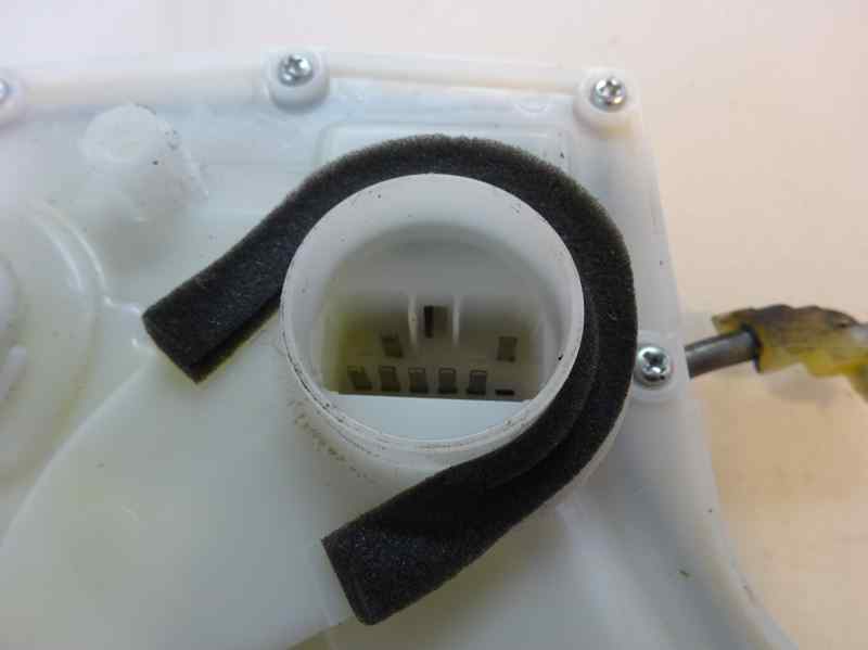 CERRADURA PUERTA DELANTERA DERECHA SUZUKI SWIFT 2009 1.3 DDIS MT 75CV