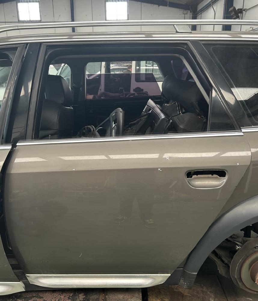 PUERTA TRASERA IZQUIERDA AUDI ALLROAD 2.5 TDI QUATTRO MT 180CV