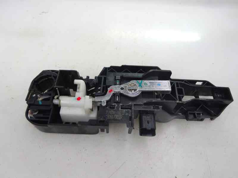 SOPORTE MANETA EXTERIOR DELANTERA IZQUIERDA RENAULT MEGANE 1.5 DCI MT 106CV