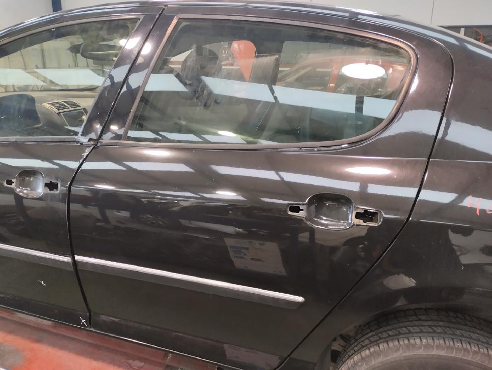 PUERTA TRASERA IZQUIERDA PEUGEOT 407 2.0 HDI MT 136CV