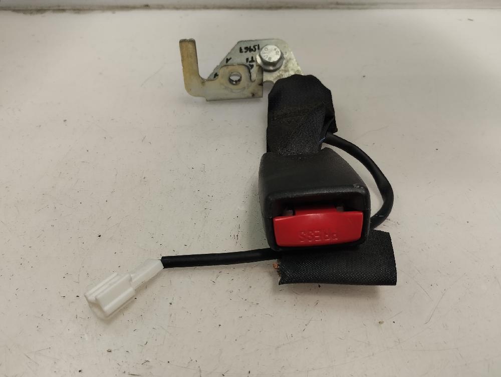 ANCLAJE CINTURON TRASERO IZQUIERDO NISSAN QASHQAI 1.5 DCI MT 110CV