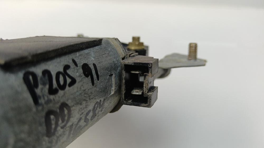 ELEVALUNAS DELANTERO DERECHO PEUGEOT 205 1.4 MT 75CV