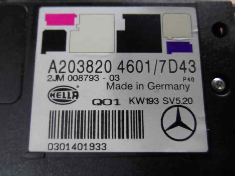 LUZ INTERIOR MERCEDES BENZ CLASE C 2004 2.2 MT 122CV | 90KW