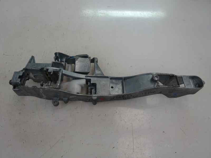 SOPORTE MANETA EXTERIOR DELANTERA DERECHA PEUGEOT 208 2017 1.6 MT 75CV | 55KW