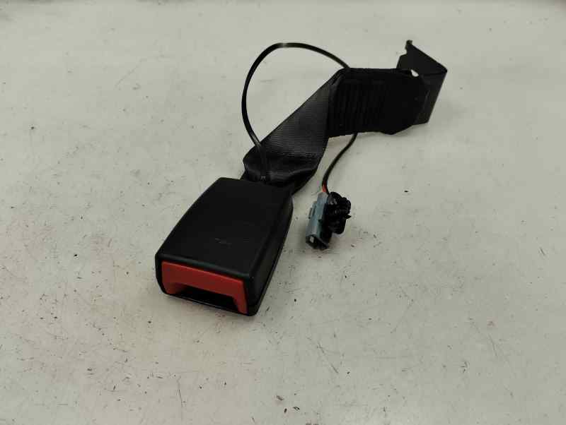 ANCLAJE CINTURON TRASERO DERECHO RENAULT TWINGO 0.9 AMT 90CV | 66KW
