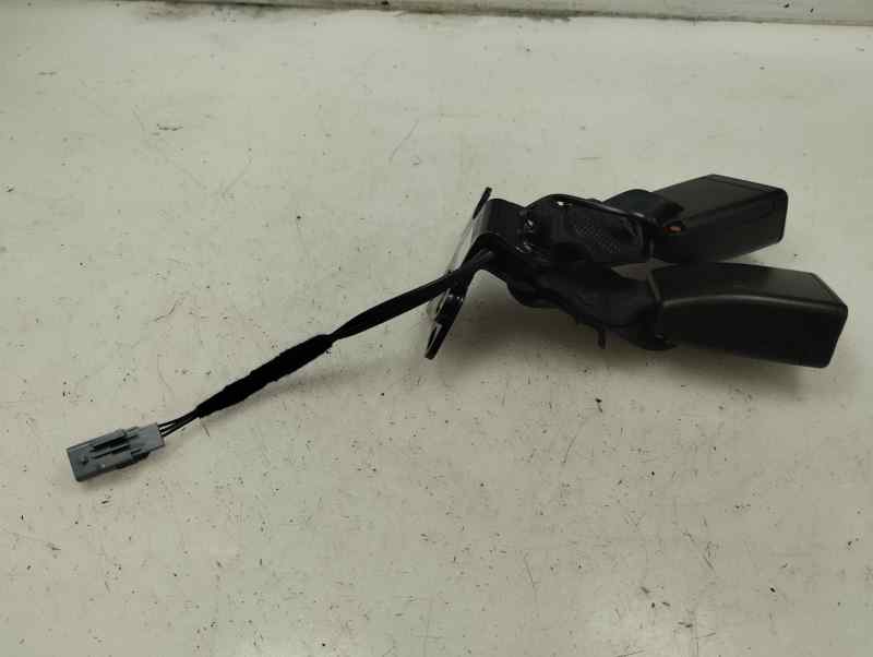 ANCLAJE CINTURON TRASERO DERECHO RENAULT CLIO 0.9 TSE MT 90CV