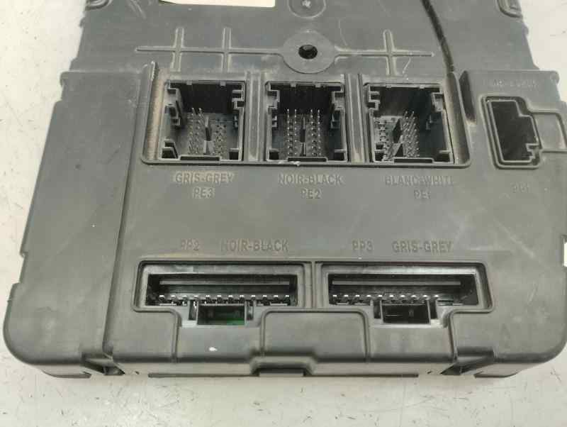 CAJA RELES FUSIBLES RENAULT MEGANE 1.5 DCI MT 101CV
