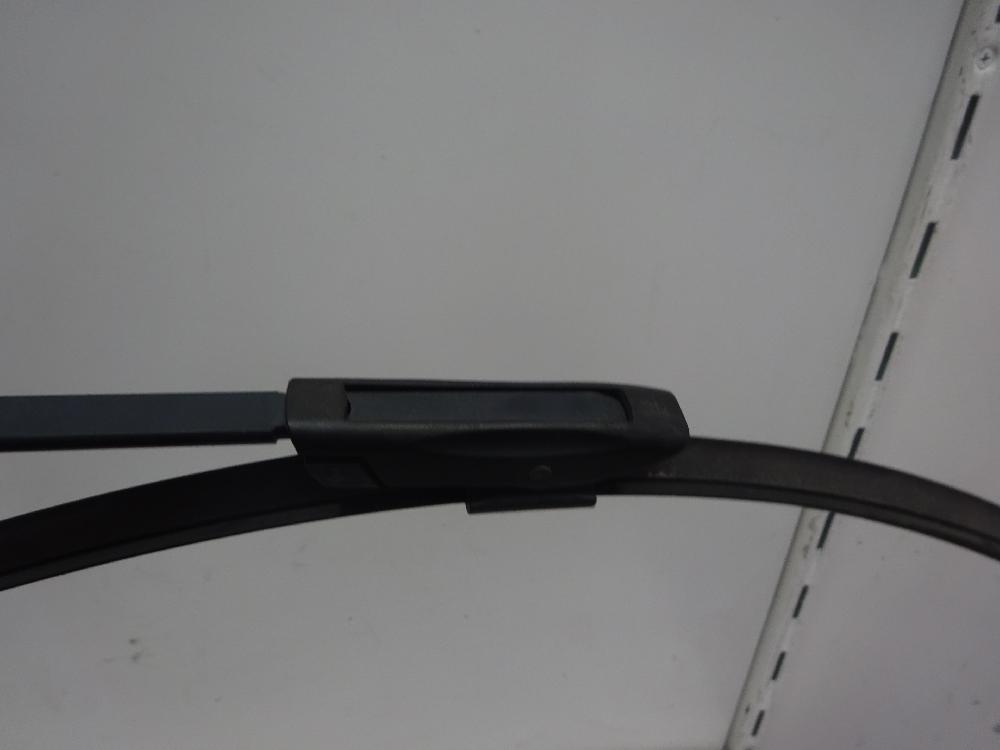 BRAZO LIMPIA DELANTERO DERECHO RENAULT SCENIC 1.5 DCI MT 5 PLAZAS 110CV