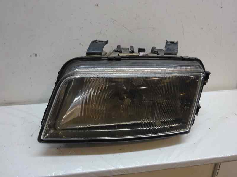 FARO IZQUIERDO AUDI A4 1.9 TDI AT 110CV