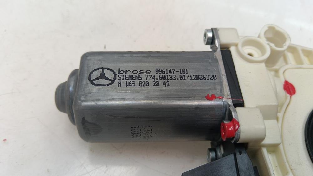 MOTOR ELEVALUNAS TRASERO DERECHO MERCEDES BENZ CLASE A 2.0 A 180 CDI MT 109CV